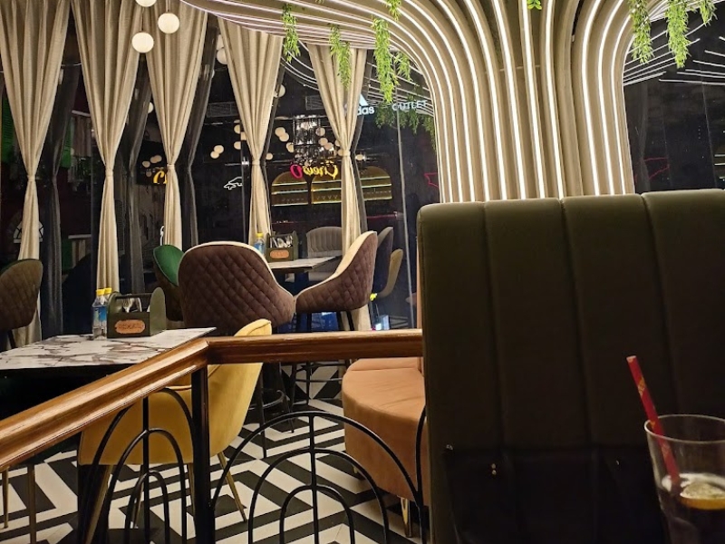 Cheezo Cafe
