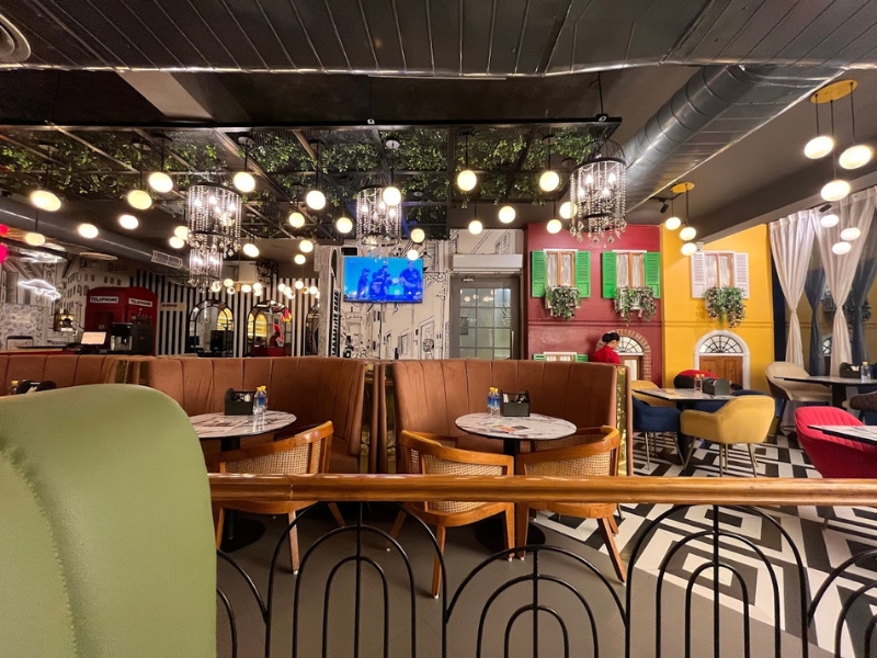 Cheezo Cafe